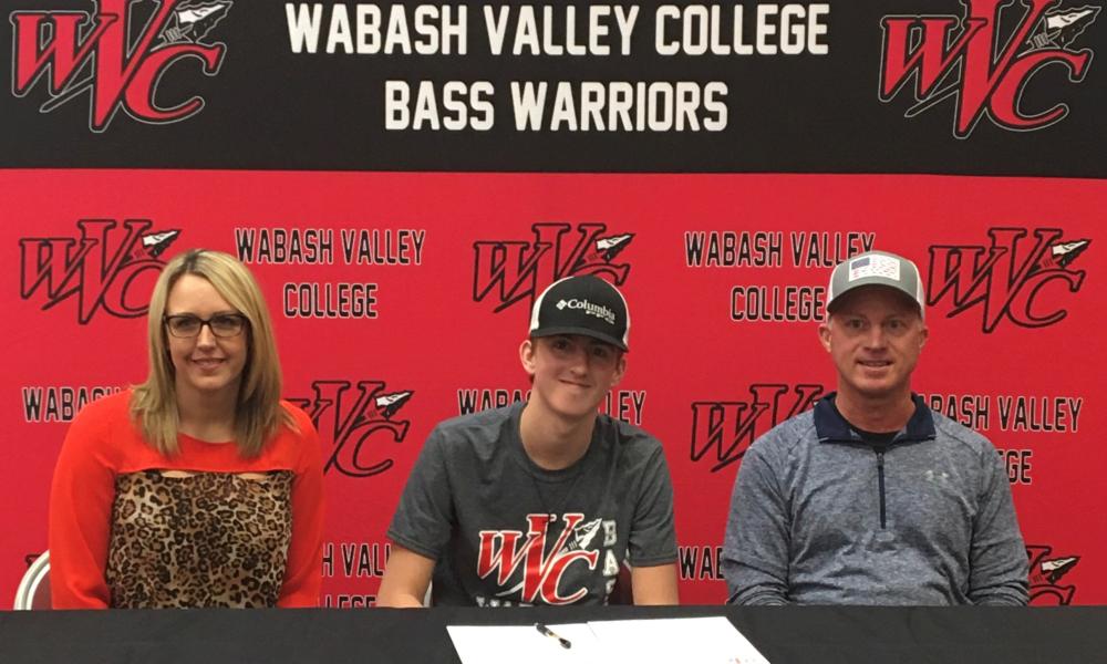 Calen Banks Signs with family