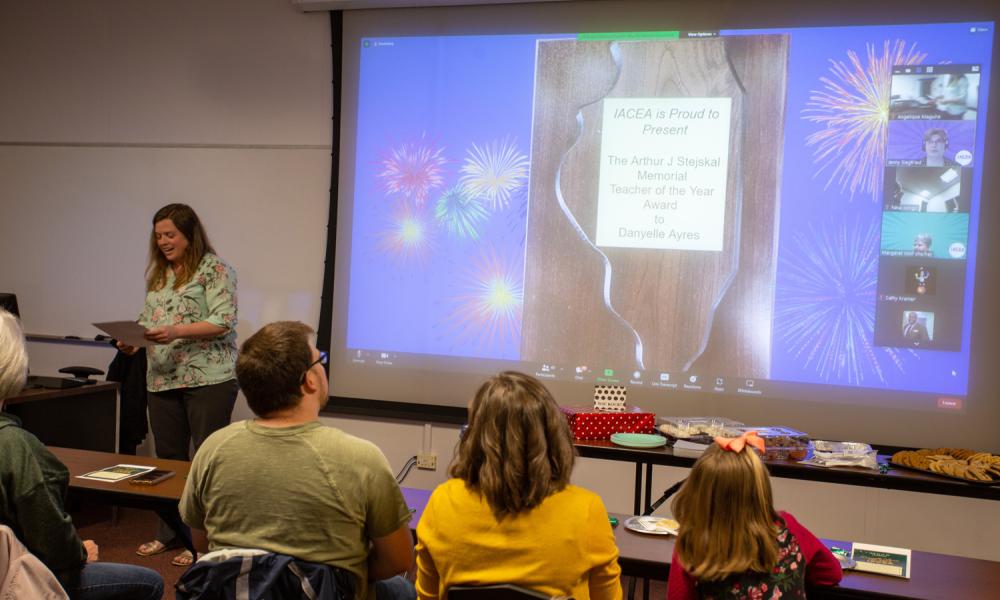 Danyelle Ayers receives teacher of the year award